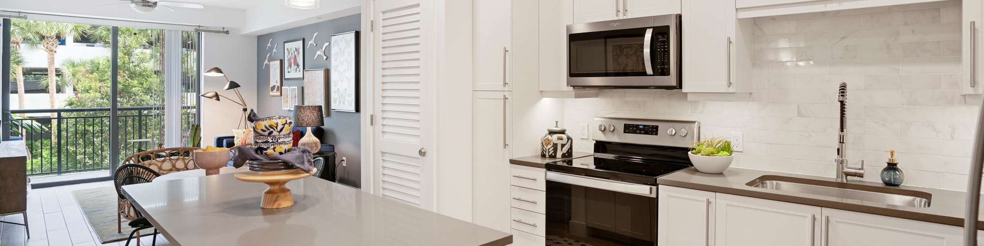 Apply at Palmera in Doral, Florida